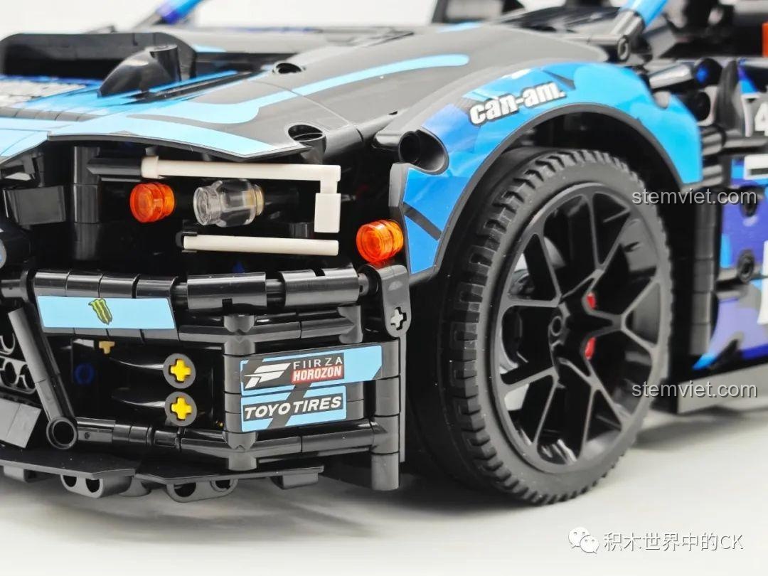 Cận cảnh ghế ngồi và chi tiết bên trong xe Subaru WRX STI Jie Star 57010.