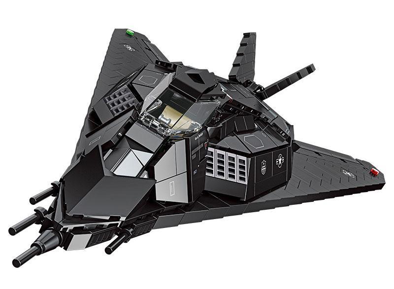 Mô hình lắp ráp JIESTAR 58058 Máy bay tàng hình F-117A Nighthawk với thiết kế góc cạnh màu đen, phù hợp cho bé trai 8 tuổi.