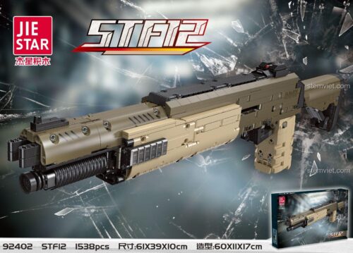 Ảnh bìa hộp đồ chơi mô hình JIESTAR 92402, thể hiện hình ảnh Súng shotgun STF-12 với 1538 chi tiết và kích thước 61x39x10cm.