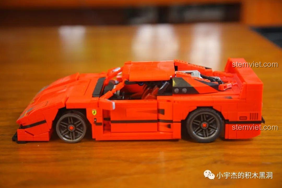 Chi tiết phần đuôi xe của mô hình Lamborghini V12 Vision Gran Turismo.