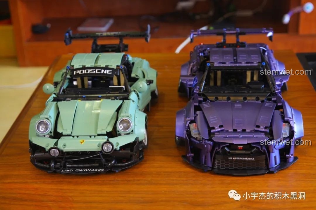 Chi tiết cánh cửa mô hình K Box Nissan GT-R 1:10