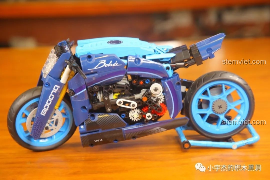 Chi tiết đầu xe mô hình K Box Nissan GT-R 1:10