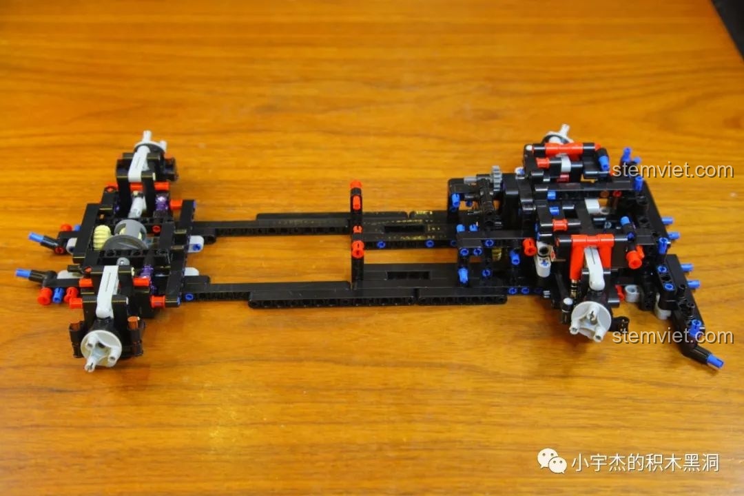 Chi tiết cánh cửa mô hình K Box Nissan GT-R 1:10