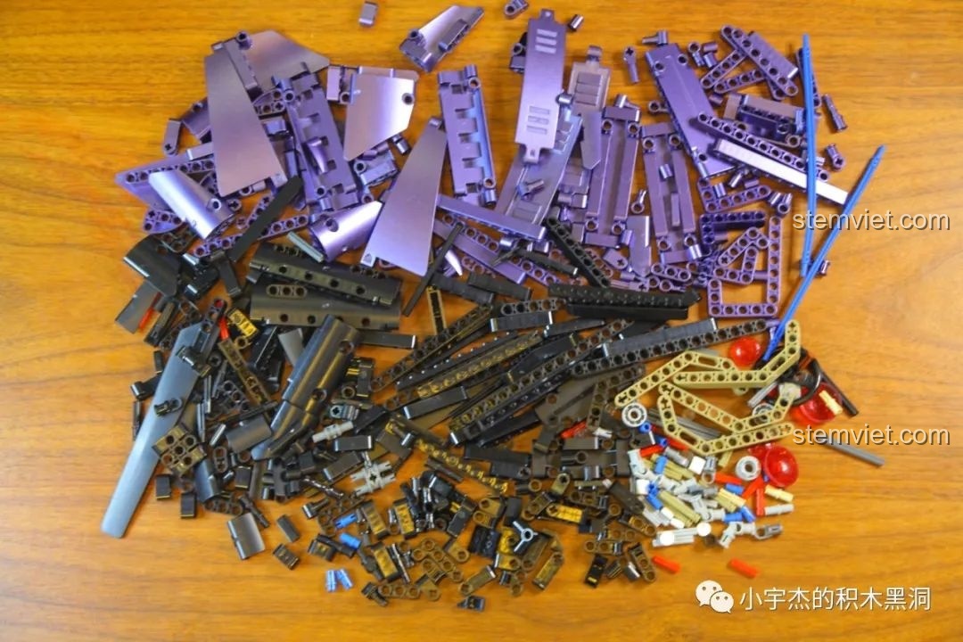 Thân xe mô hình K Box Nissan GT-R 1:10 đang dần thành hình