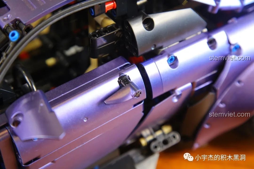 Chi tiết vòm bánh xe mô hình K Box Nissan GT-R 1:10