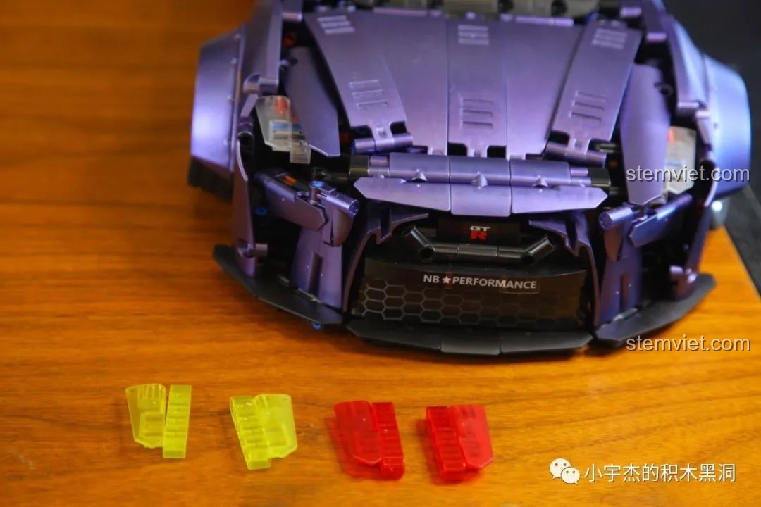 Chi tiết khoang động cơ mô hình K Box Nissan GT-R 1:10