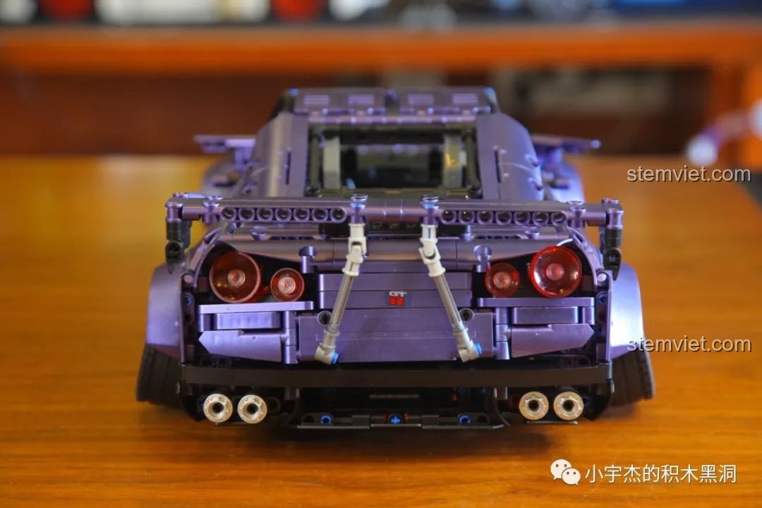 Chi tiết vòm bánh xe màu tím mô hình K Box Nissan GT-R 1:10