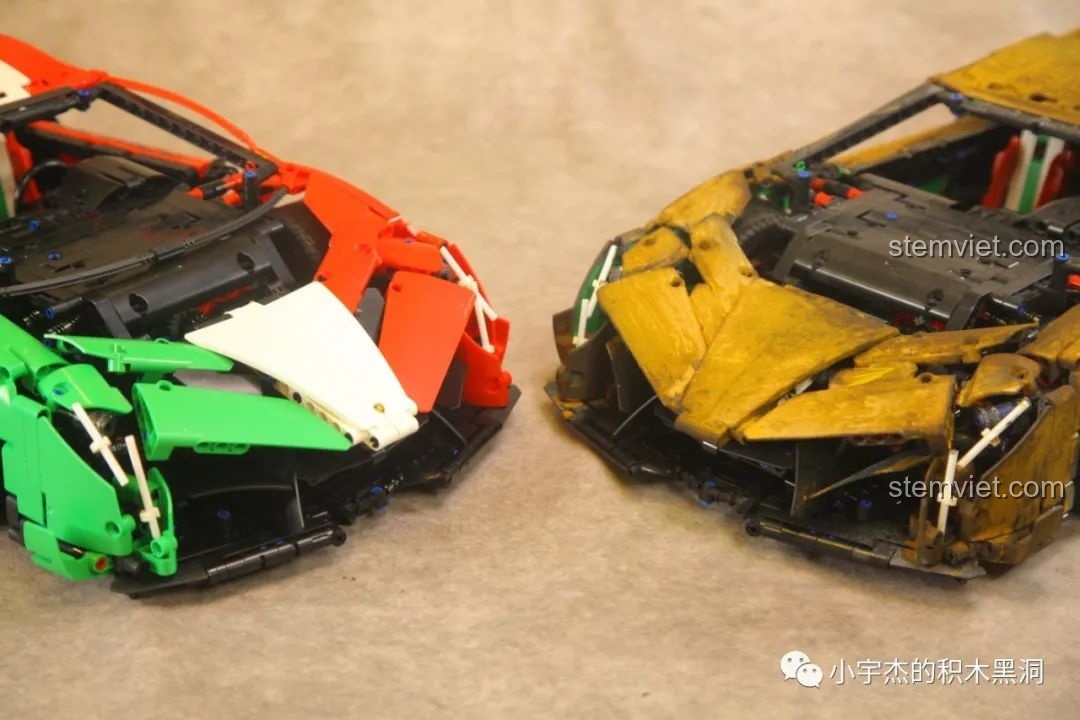 So sánh góc nhìn ngang của hai phiên bản K Box 10222 Lamborghini Veneno.