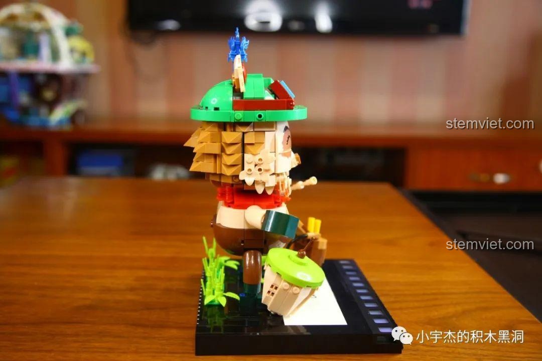 Chi tiết kết nối ba lô của bộ lắp ghép K Box 10302 Mô hình Teemo, đồ chơi mô hình Nhân vật Teemo, có thể điều chỉnh