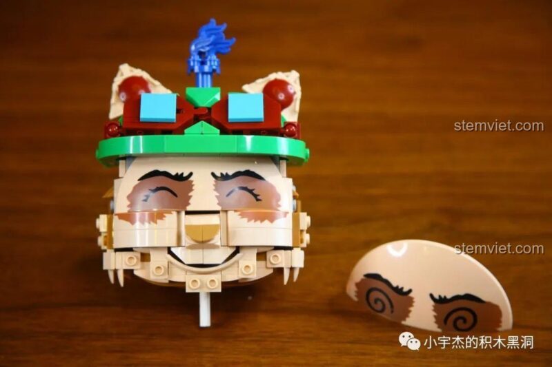 Chi tiết phần tóc trên đầu Mô hình Teemo K Box 10302, đồ chơi mô hình Nhân vật Teemo, cần kiên nhẫn khi lắp
