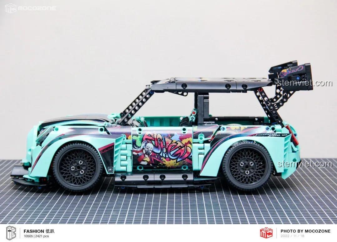 Góc nhìn ngang của đồ chơi lắp ghép K-Box 10505 đã dán decal.