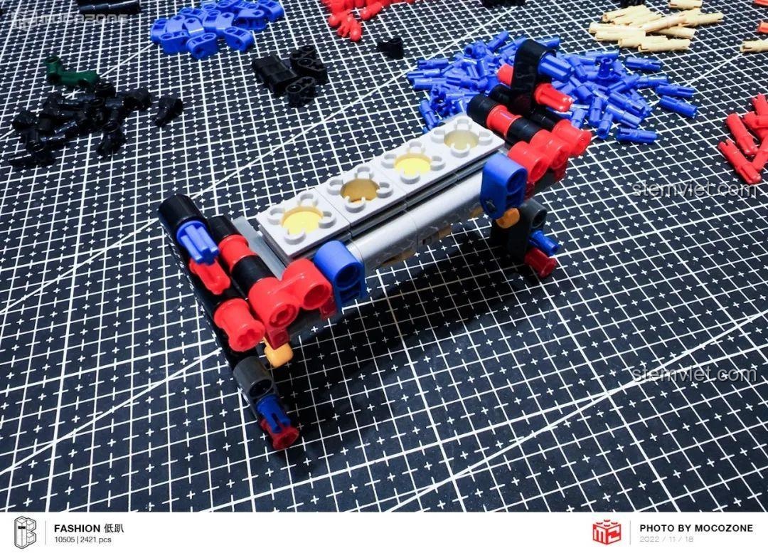 Lắp ráp khối động cơ 4 xi-lanh cho bộ xếp hình Xe hơi BMW MINI phong cách đường phố 10505.