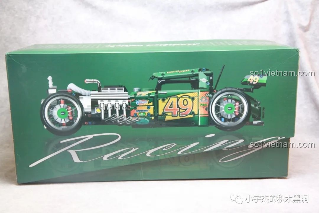 Khối động cơ V16 của K盒子 10509 Xe Hot Rod 1949 Độ Chế đã hoàn thiện.