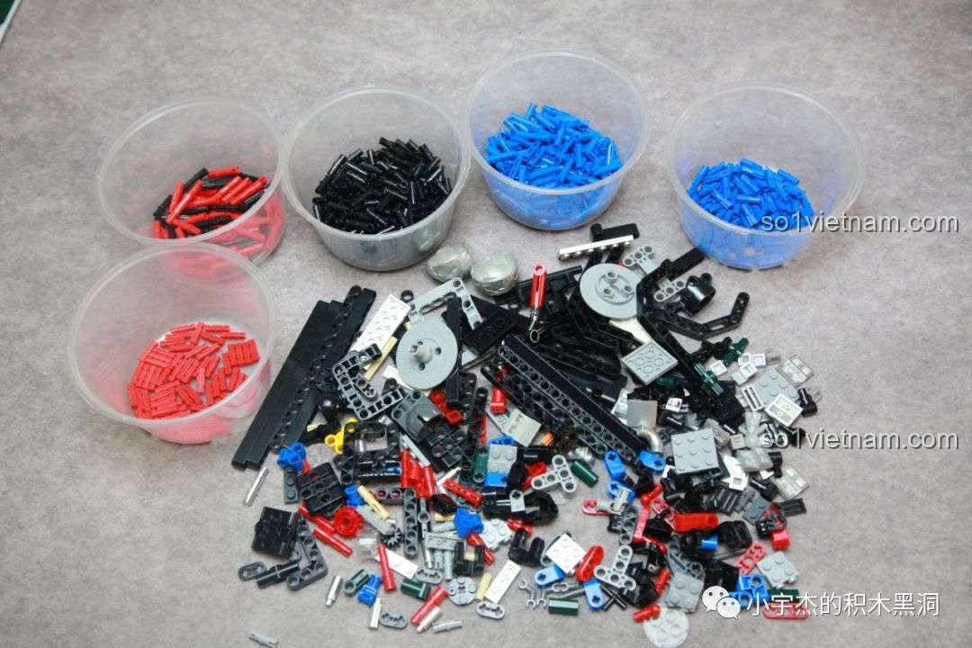 Tổng thể chiếc K盒子 10509 Xe Hot Rod 1949 Độ Chế đã hoàn thiện, với màu xanh rêu và các chi tiết trang trí.