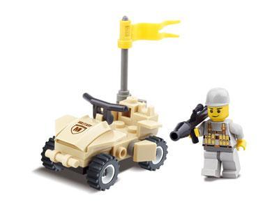 bộ lắp ghép Xe Buggy Dã Chiến KAZI KY84016 cho bé trai 6 tuổi, giá rẻ. Mô hình xe địa hình quân đội nhỏ và lính dã chiến.