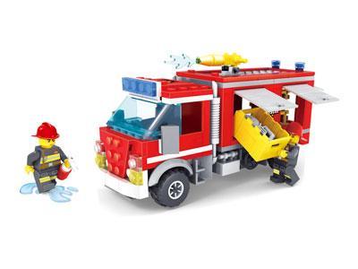 Bộ đồ chơi KAZI KY98211 Xe Cứu Hỏa 246 mảnh ghép, có minifigure lính cứu hỏa và vòi phun nước, phù hợp bé trai 6 tuổi, giá tốt.