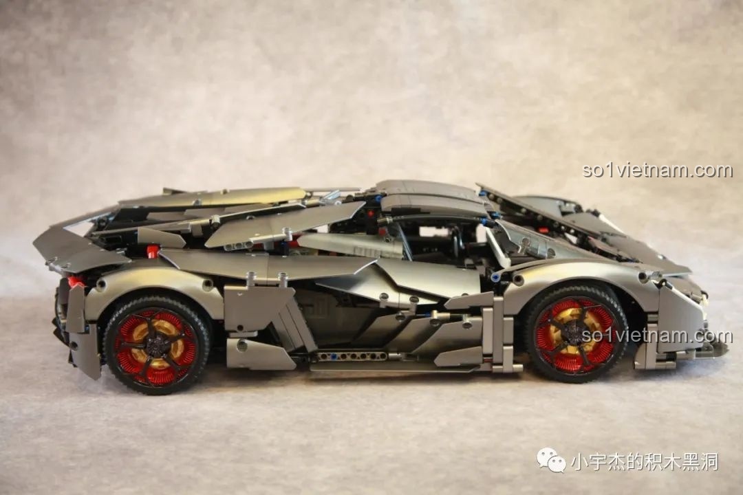 Mô hình lắp ráp KBOX 10214 Porsche 911 GT3 RS 1:14, một mẫu xe đua huyền thoại.