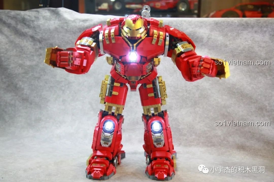 Mô hình lắp ráp KBOX 10214 Porsche 911 GT3 RS 1:14, một mẫu xe đua huyền thoại.