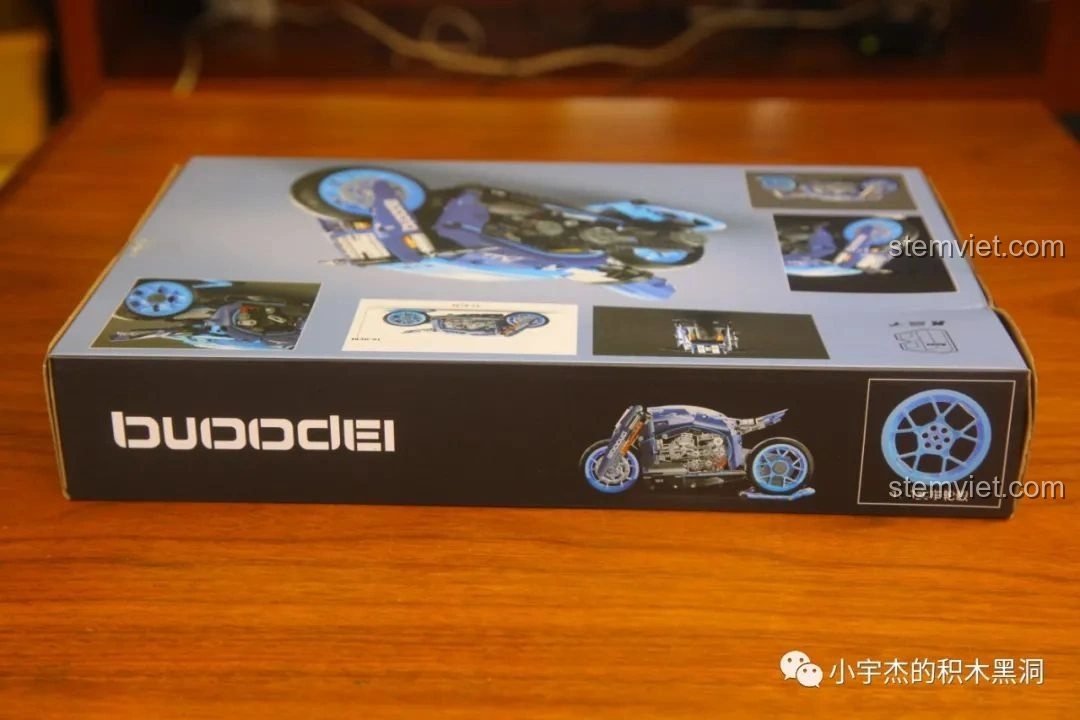 Mặt sau hộp KBOX 10217 Mô tô Bugatti Concept với các chi tiết nổi bật của bộ lắp ghép xe mô tô Bugatti.