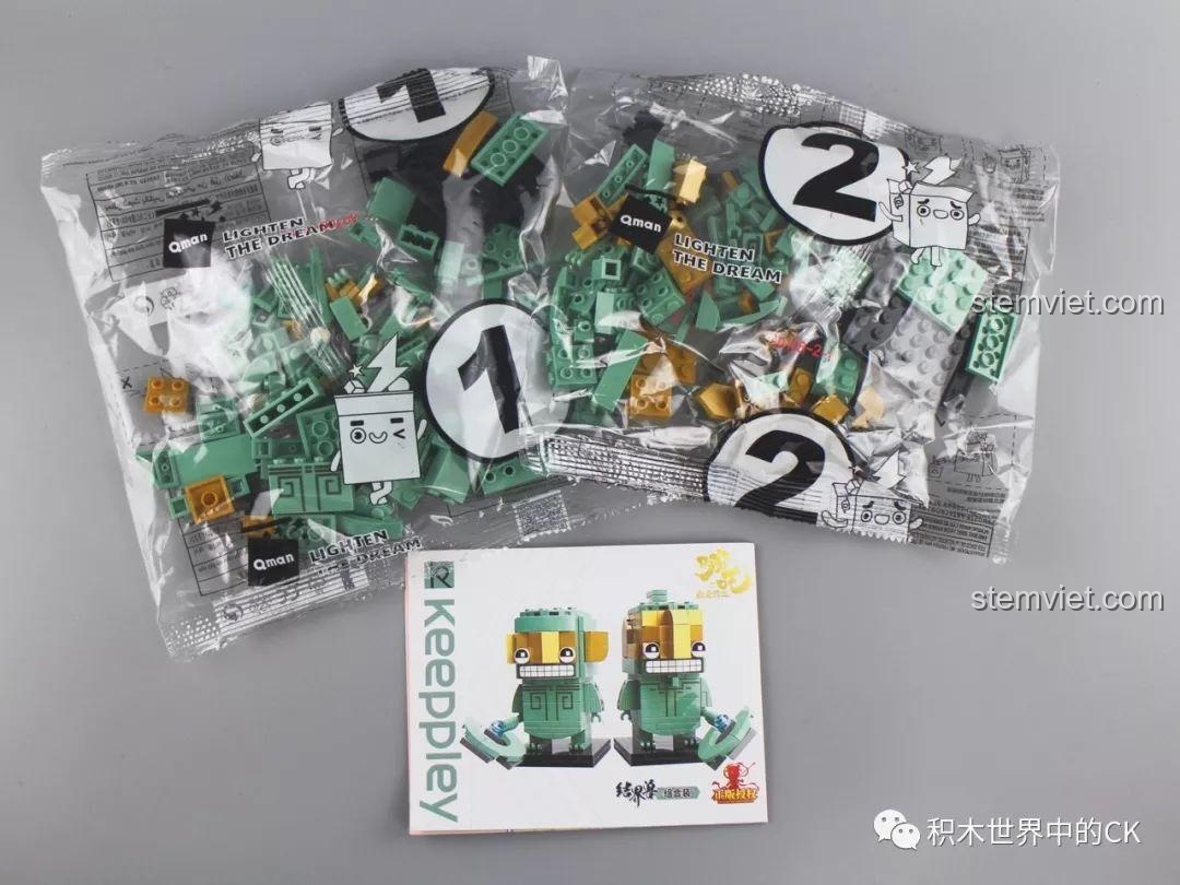 Bên trong hộp Keeppley A0108 là các túi mảnh ghép được đánh số và sách hướng dẫn lắp ráp chi tiết cho bộ Kết Giới Thú.