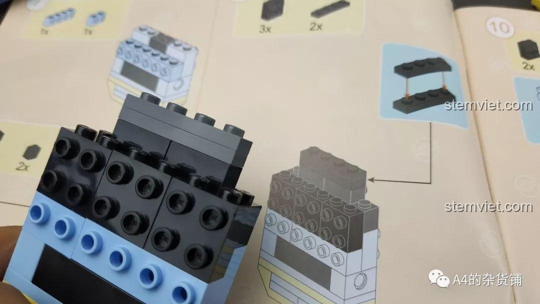 Chi tiết phần thân dưới của mô hình Keeppley B0109 Pokemon Thủy Lôi Bùng Nổ - Blastoise.