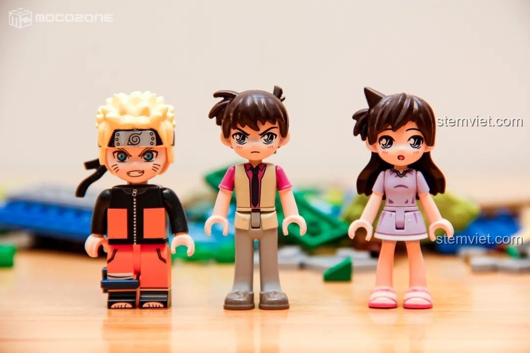 So sánh minifigures Shinichi và Ran của Keeppley với nhân vật khác như Naruto, cho thấy sự khác biệt trong thiết kế.