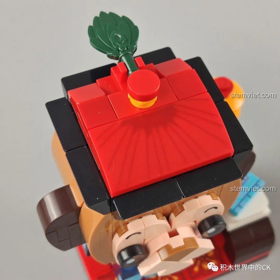 Chi tiết đầu của Mô hình Con Khỉ Hoàng Gia Keeppley K10139, một phần của bộ 12 con giáp, thiết kế BrickHeadz độc đáo, cho bé trai, bé gái 6 tuổi.