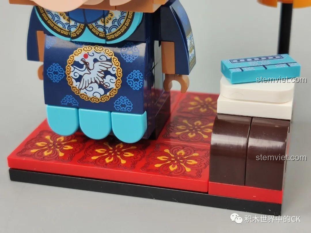 Mô hình Con Khỉ Hoàng Gia Keeppley K10139 và Mô hình Con Gà Hoàng Gia K10140, thiết kế BrickHeadz độc đáo, cho bé trai, bé gái 6 tuổi.