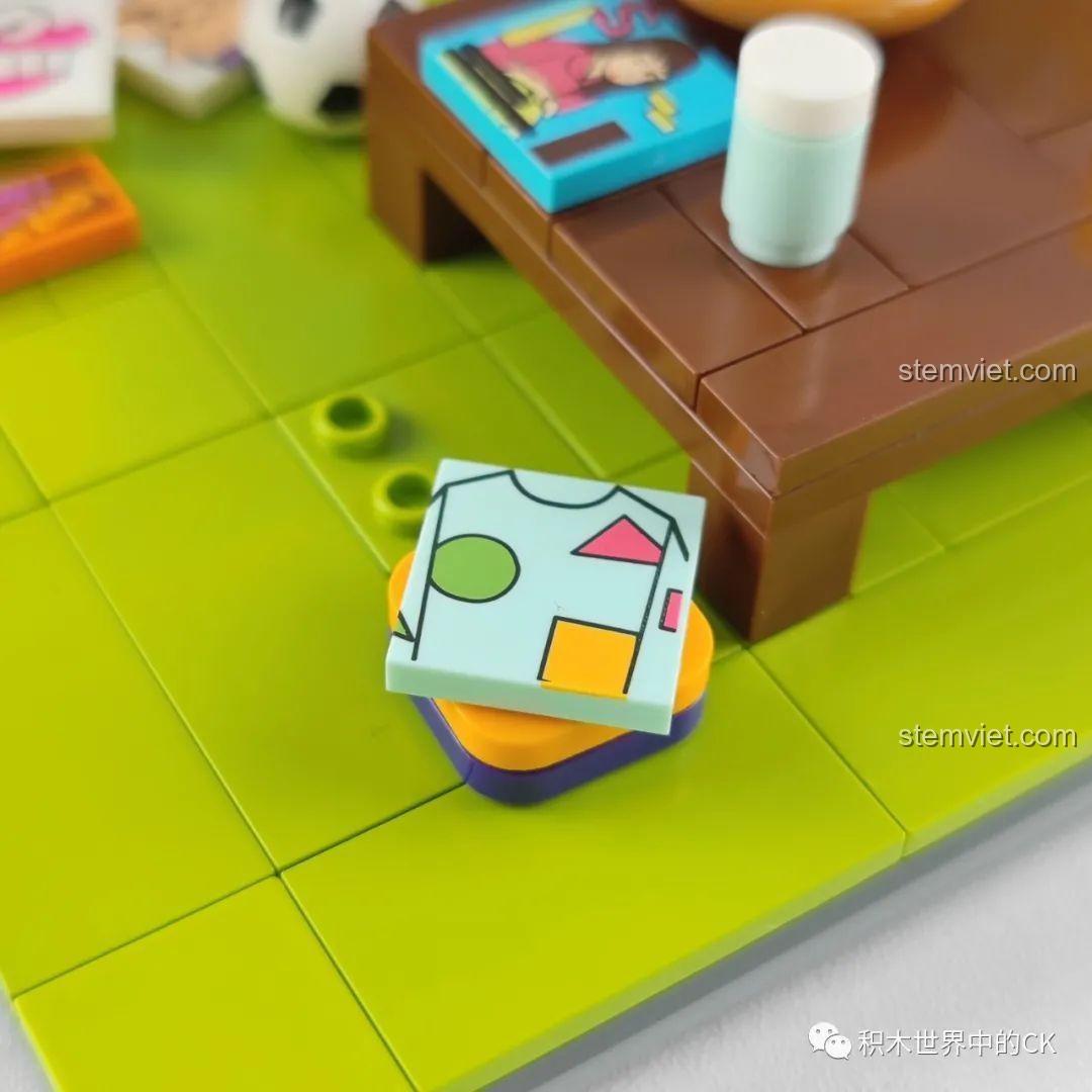 Khối gạch âm thanh đặc biệt của bộ lắp ghép Phòng khách nhà Crayon Shin-chan 606, Keeppley 20606 Phòng khách nhà Crayon Shin-chan, cho bé trai và bé gái 7 tuổi, tính năng nổi bật.