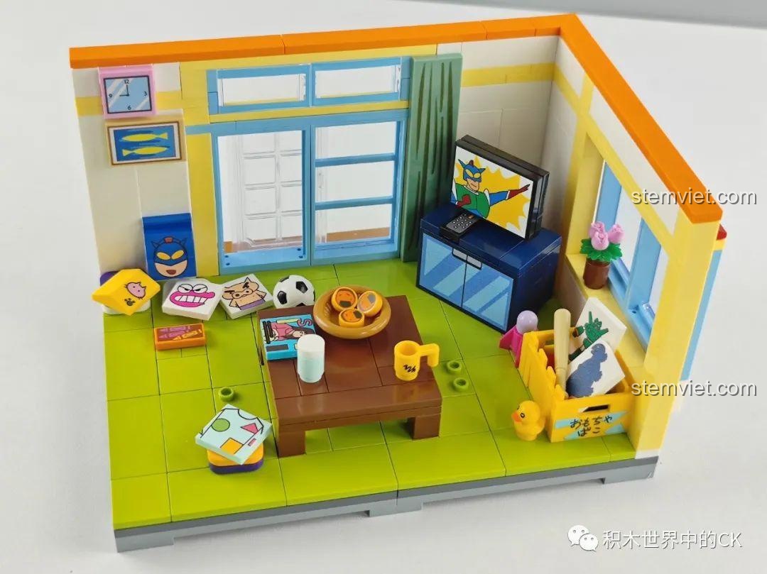 Phần phòng khách đang được xây dựng của bộ lắp ghép Phòng khách nhà Crayon Shin-chan 606, Keeppley 20606 Phòng khách nhà Crayon Shin-chan, cho bé 7 tuổi, sáng tạo.