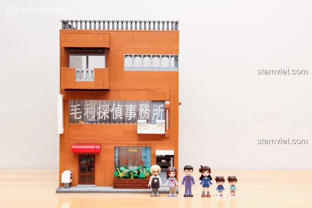 Bộ đồ chơi Keeppley K20709 Văn phòng Thám tử Mori và K20710 quán cà phê đặt cạnh nhau, tạo cảnh quan thành phố