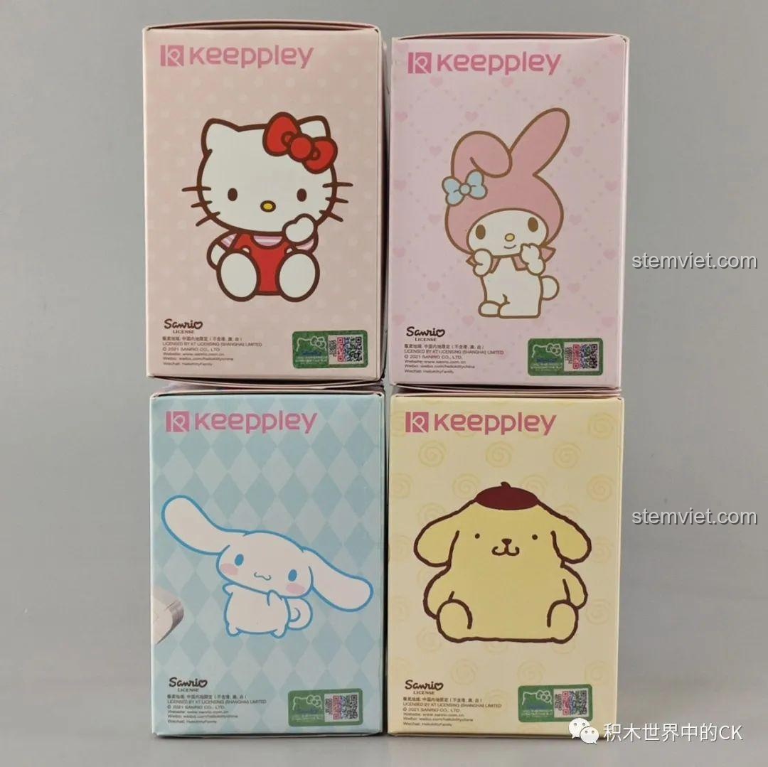 Mặt sau hộp của bộ sưu tập Keeppley Sanrio, thể hiện hình ảnh nhân vật Pompom Purin.