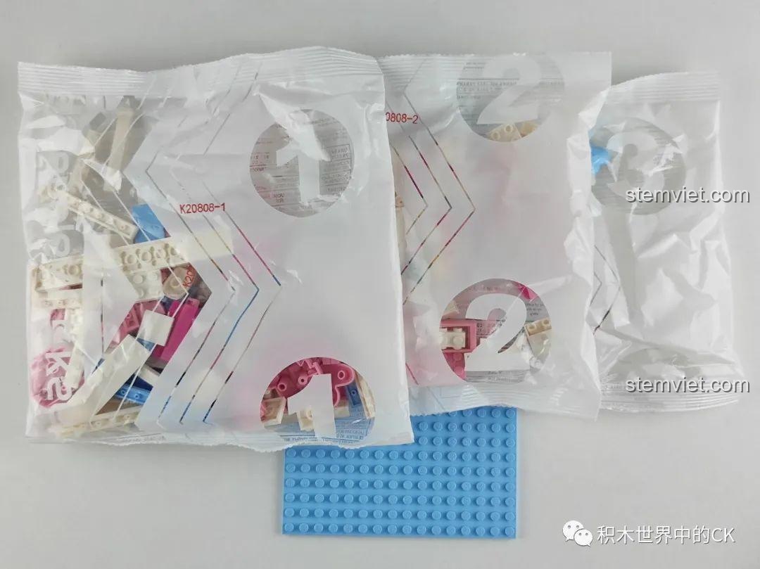 Figure My Melody đáng yêu từ bộ đồ chơi Nhà Kem My Melody Keeppley K20808, chất liệu an toàn, màu hồng nổi bật.