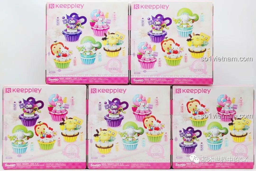 Hộp đựng bộ lắp ráp Keeppley K20817 Kuromi 萄气包 với thiết kế màu tím và hình ảnh Kuromi đáng yêu.