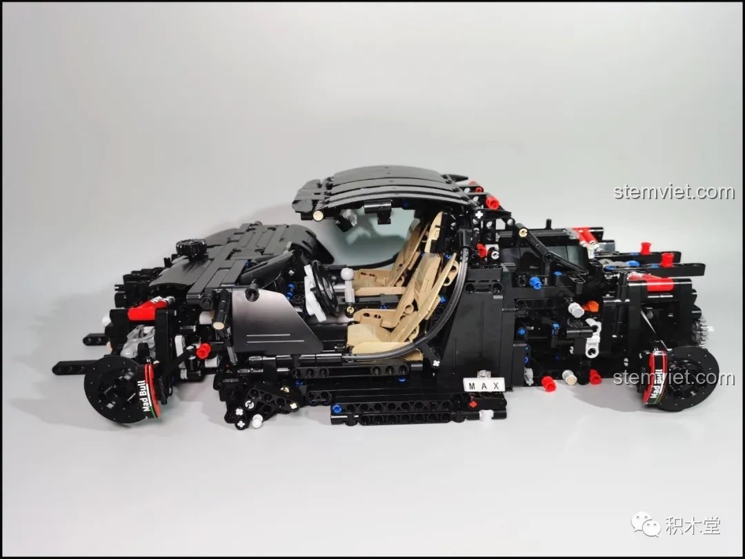 Kết hợp khung trước và khung sau của Hypercar Lamborghini Centenario 61041 siêu tiết kiệm.