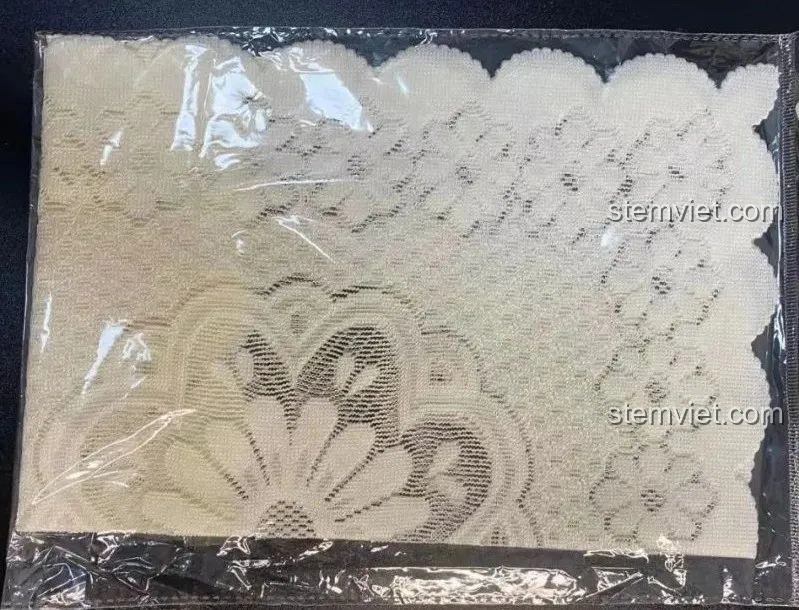 Khăn trải bàn phong cách retro đi kèm bộ đồ chơi lắp ráp Pantasy 61008 Tivi Cổ Điển.