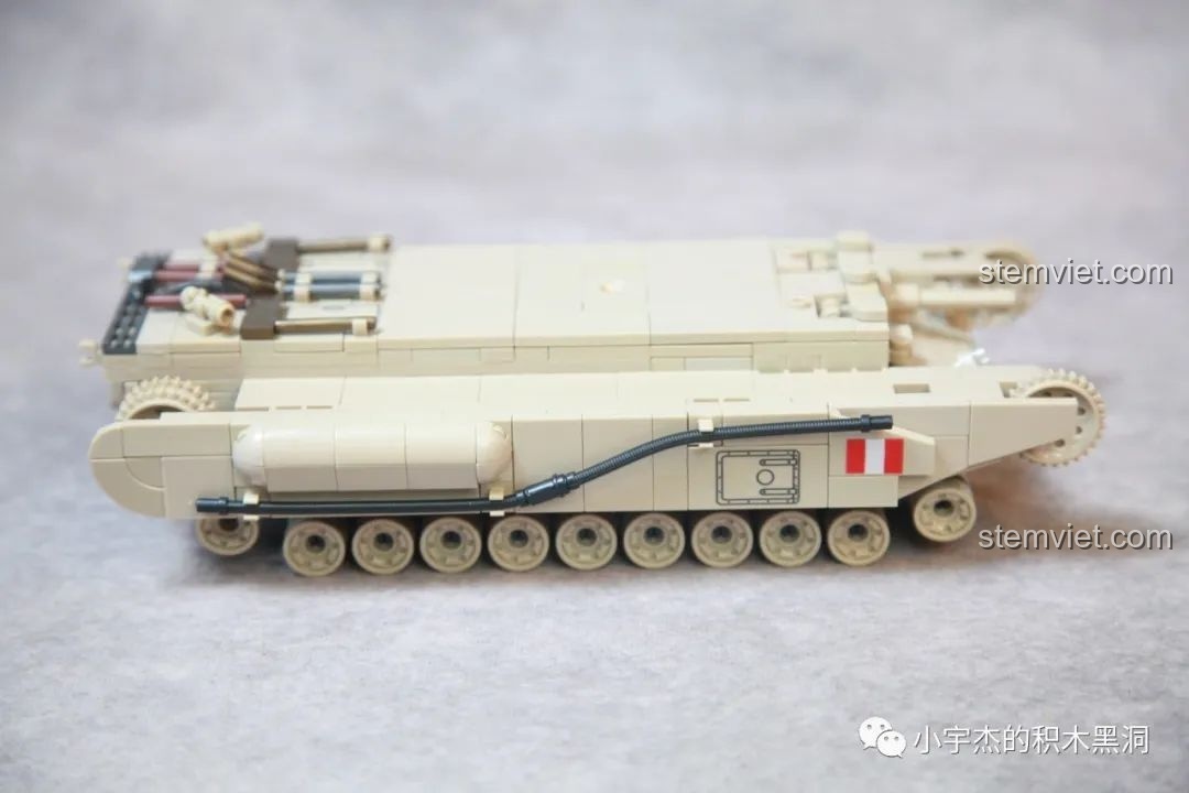 Chi tiết khe hở giữa các mảnh ghép trên xe tăng Churchill MK.I QUANGUAN 100238