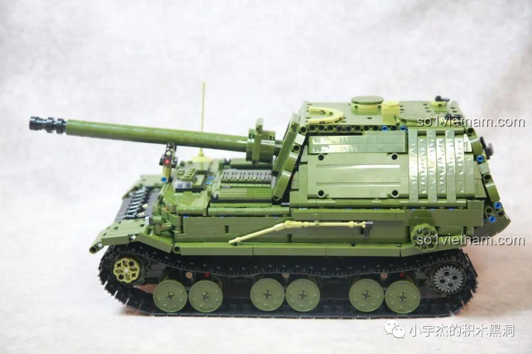 Phần khiên pháo của Taigao Le T4012 Xe Tăng Diệt Ferdinand có khe hở rõ ràng để nòng pháo cử động, nhưng ảnh hưởng thẩm mỹ.