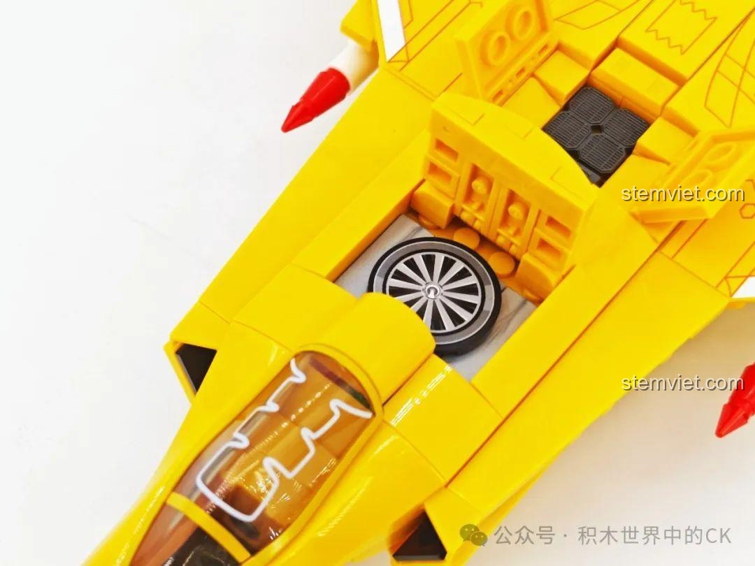 Khoang chứa bánh đáp phía trước của mô hình máy bay chiến đấu J-35 SEMBO 202254 có thể mở ra.