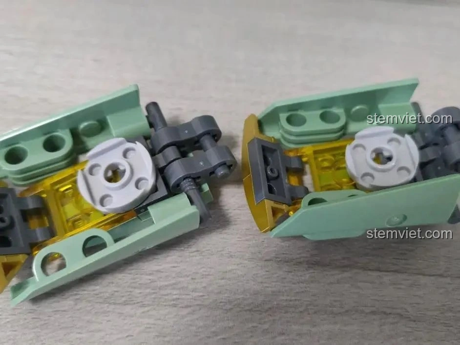 Chi tiết khớp eo của Robot Diệt Tận Thế Sluban M38-B1153, cho phép xoay ngang.