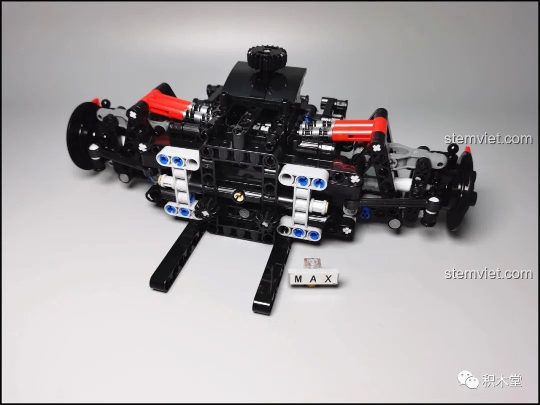 Khung trước hoàn chỉnh của bộ lắp ráp CaDA C61041 Siêu xe Centenario hợp túi tiền.