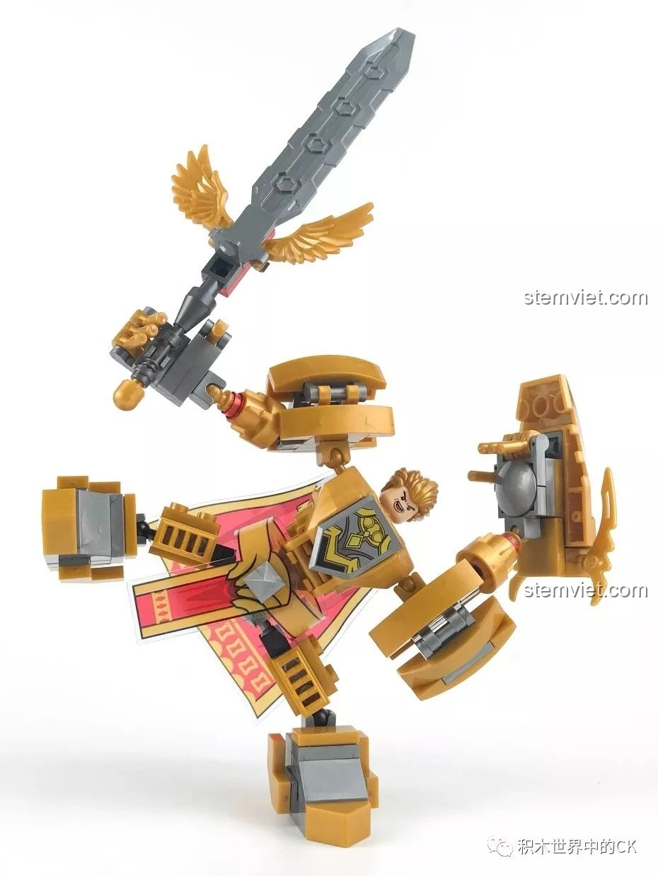 Chi tiết thanh kiếm lớn của Mô hình Mecha Arthur SEMBO 11859, với thiết kế độc đáo.