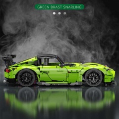 Mô hình xe Mercedes-AMG GT R màu xanh lá KIYUI 10089