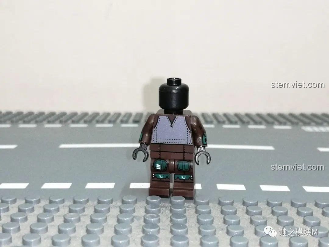 Minifigure Death Trooper không mũ trong Nhân vật Star Wars 45, thể hiện khuôn mặt.