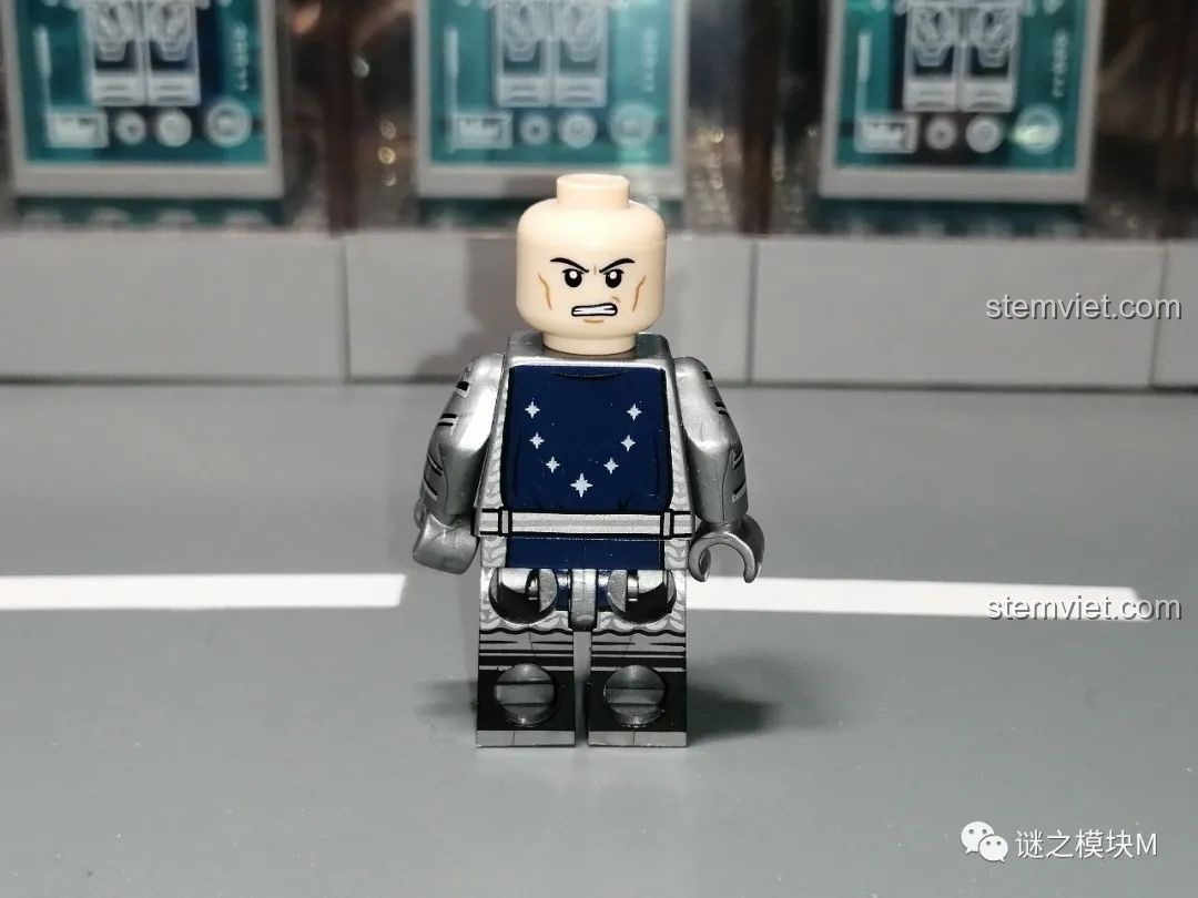 Kiếm dài và kiếm ngắn màu bạc của minifigure Hiệp sĩ Thiên Nga Dol Amroth Koruit KT1051.