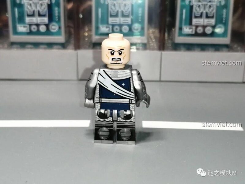 Minifigure lính Gondor KORUIT hợp thể với các minifigure khác, set đồ chơi Chiến binh Gondor.