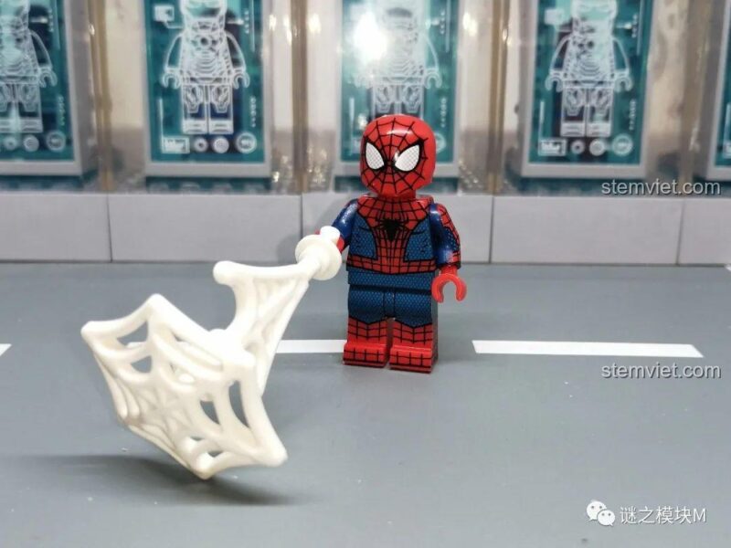 Minifigure Spider-Man (Black and Gold Suit) KORUIT KT1055