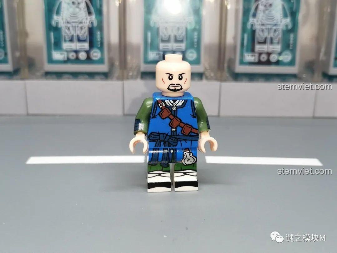 Mặt trước của lính Khoái Thương Thủ không đội mũ, cho thấy chi tiết giáp và biểu cảm.