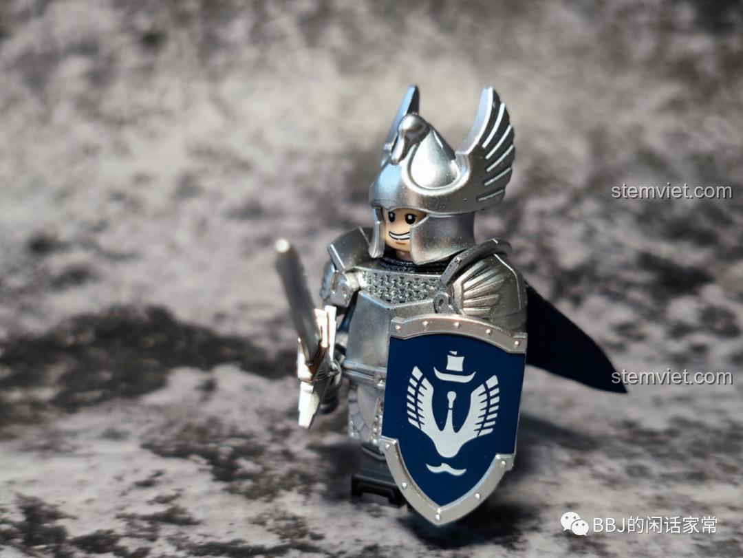 Minifigure Lính Gondor KORUIT XP-389 với giáp bạc và khiên, đồ chơi lắp ghép Kỵ Sĩ Gondor cho bé trai 8 tuổi