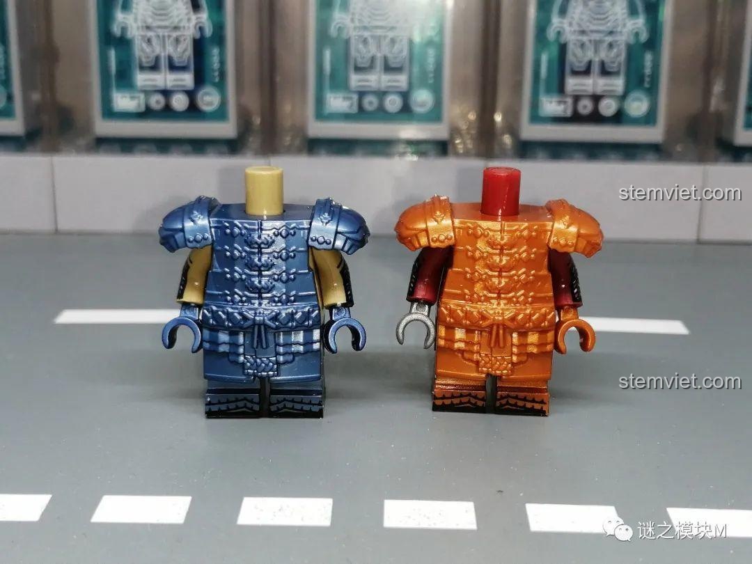 Cận cảnh lưng của minifigure Dwarf Warrior KORUIT XP-411